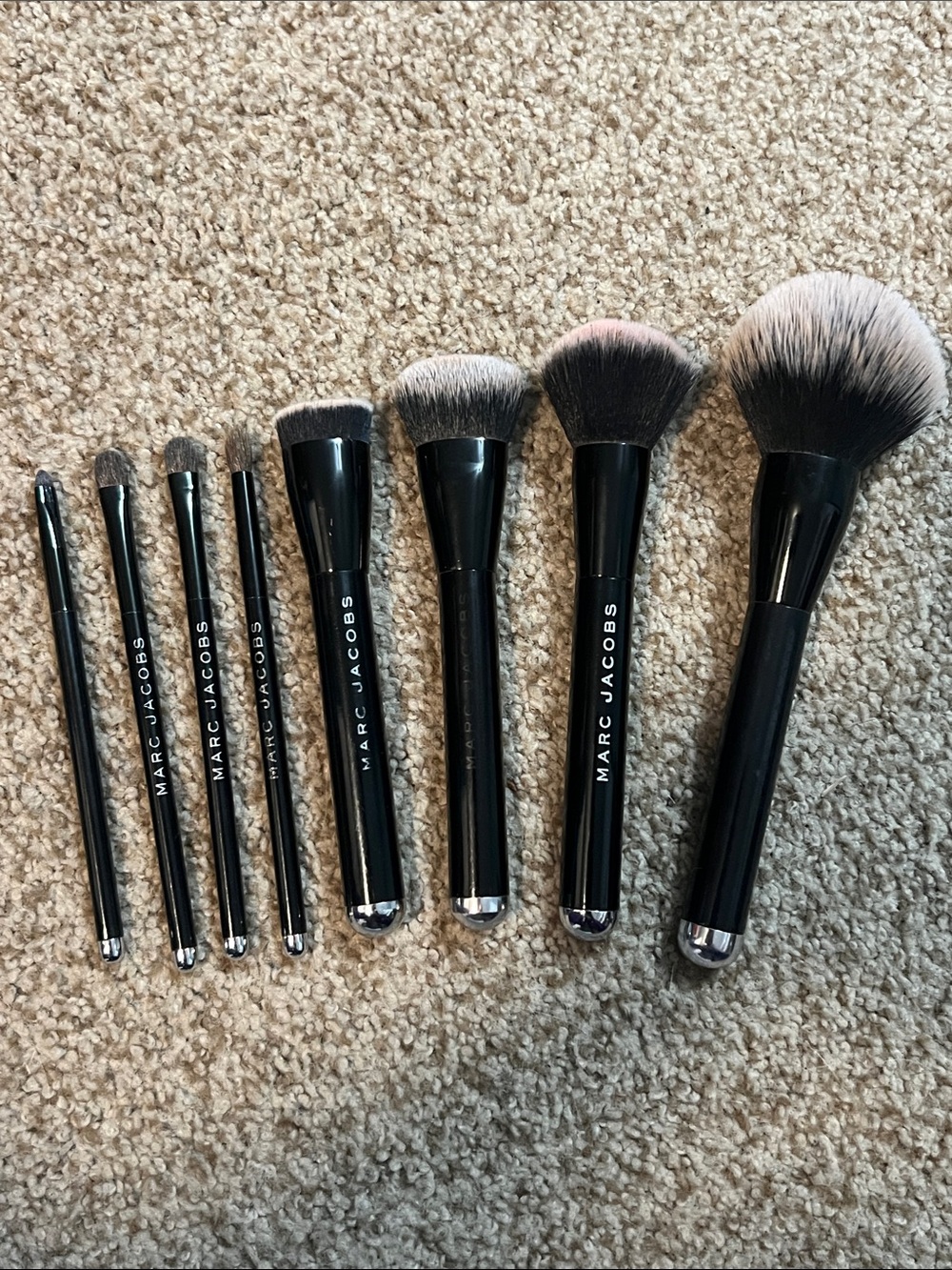 ❤️ MARC JACOBS Huge Lot of 8 Face & Eyeshadow Makeup Brushes DISCONTINUED L👀K ❤️